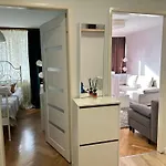 Centrum Bagno 3 Cityaparthome * ワルシャワ